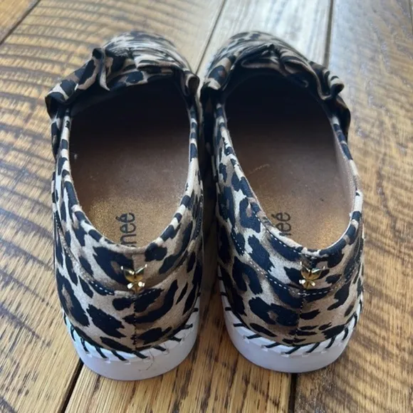J.Renee leopard animal print slip on New with box flats in size 10.