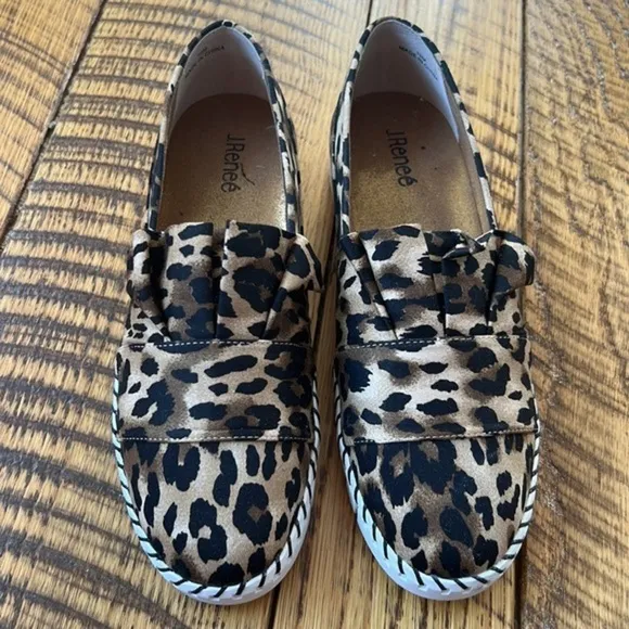 J.Renee leopard animal print slip on New with box flats in size 10.