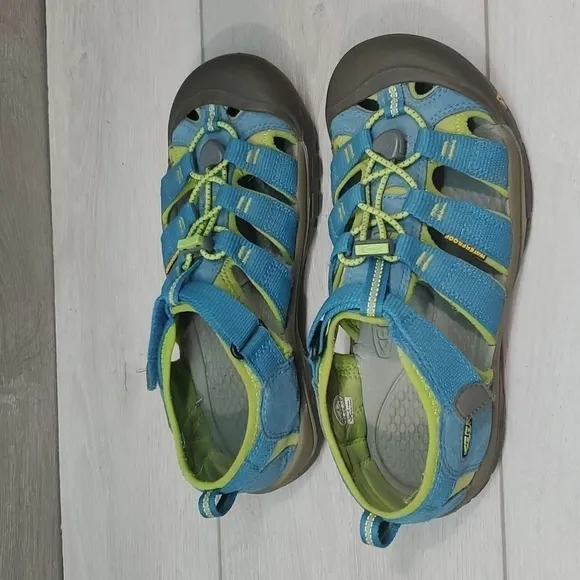 Keen Mens Outdoor Hiking Comfort Sandals shoes sz 5