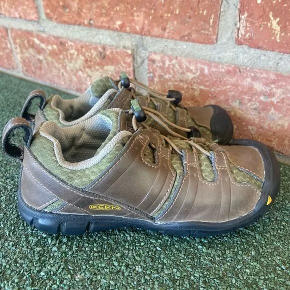 Kids Childrens Keen Brown Leather Hiking Outdoor Shoes Size 11