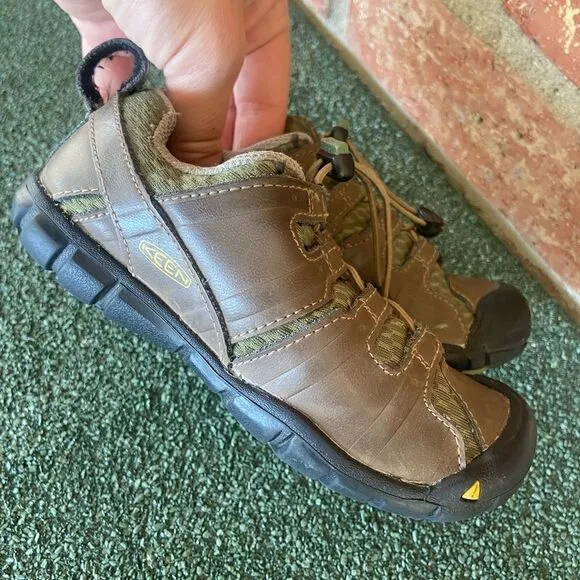 Kids Childrens Keen Brown Leather Hiking Outdoor Shoes Size 11