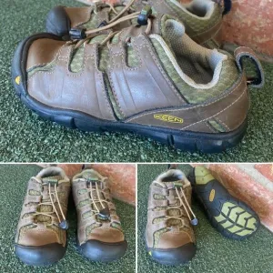 Kids Childrens Keen Brown Leather Hiking Outdoor Shoes Size 11