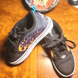Kids Heely Tennis Shoes