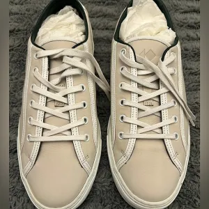 KOIO made in Italy Women’s Capri Leather Low Top Sneakers Size 9 NWOT