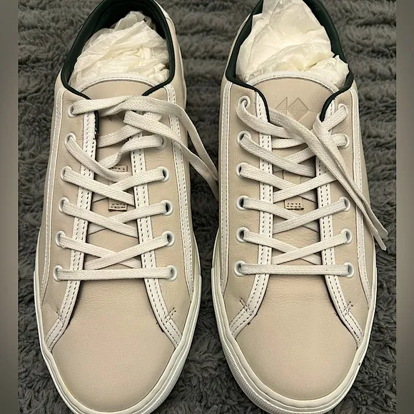 KOIO made in Italy Women’s Capri Leather Low Top Sneakers Size 9 NWOT
