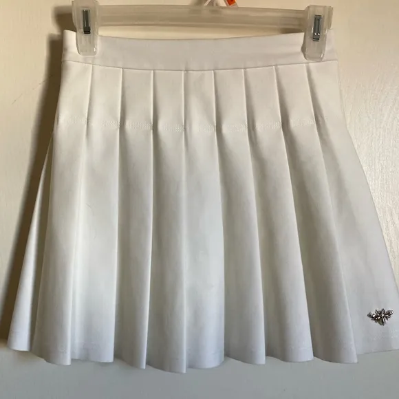 🌞Kroche’ Fait Avec Amour White Pleated Mini Skort