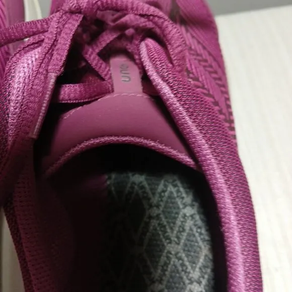KYBUN WOMEN'S BAUMA FUCHSIA SHOE size 10 US 41 Europe Euc