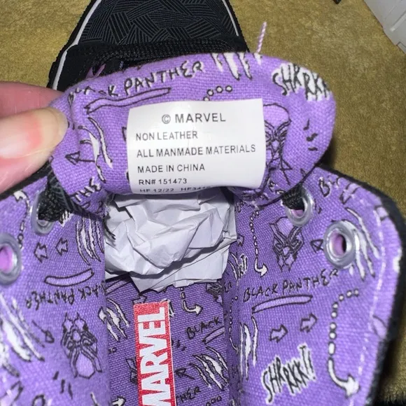 Marval Black Panther Kids Tennis Shoes! NEW In Box size kids 12.