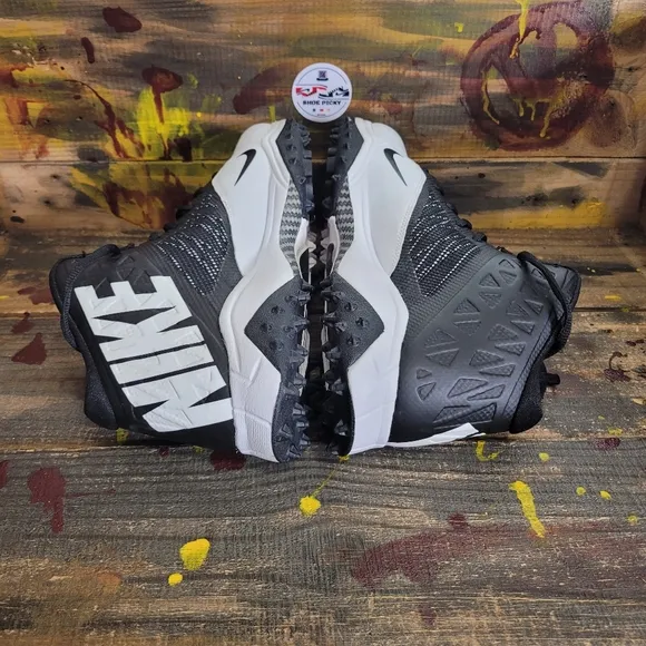 Men‎ Nike athletic shoes size 12 new