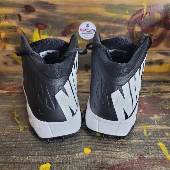 Men‎ Nike athletic shoes size 12 new