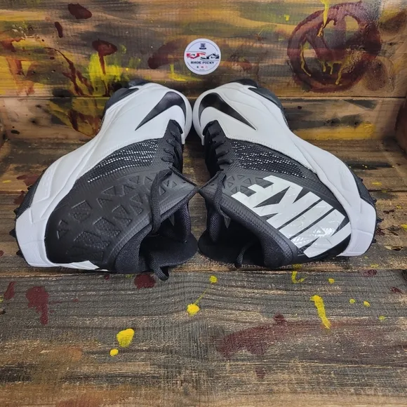 Men‎ Nike athletic shoes size 12 new