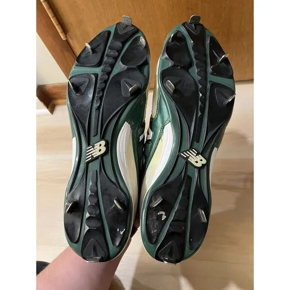 Men's Cleats, New Balance Low-Cut‎ Metal Baseball Shoes size 15