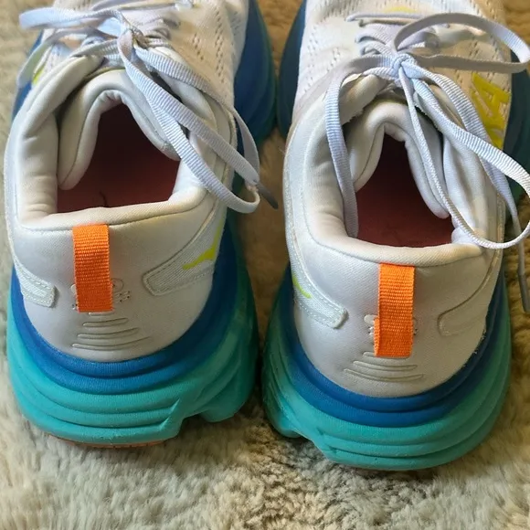 Men’s HOKA Bondi 8 size 10D
