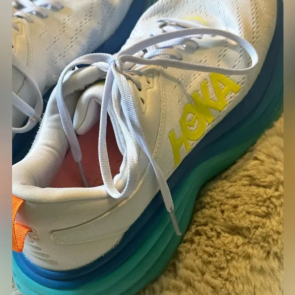 Men’s HOKA Bondi 8 size 10D