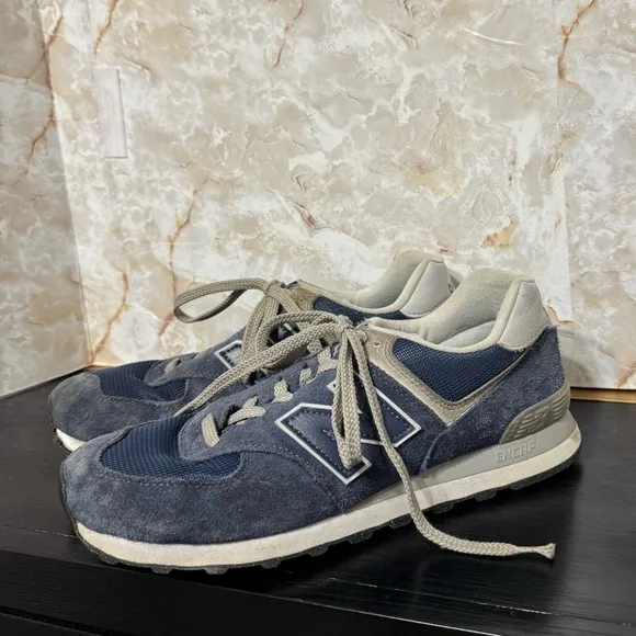 Men’s New Balance 574s size 11