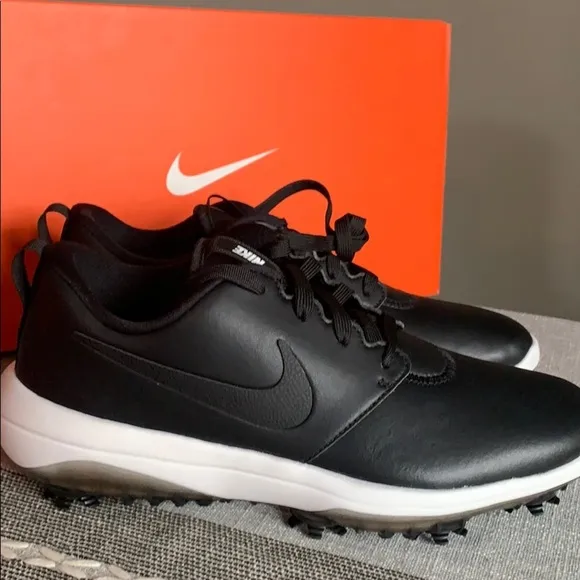 Mens Roshe g tour golf cleats new with box black
