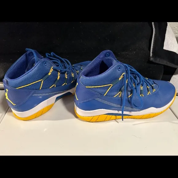 Mens shoes