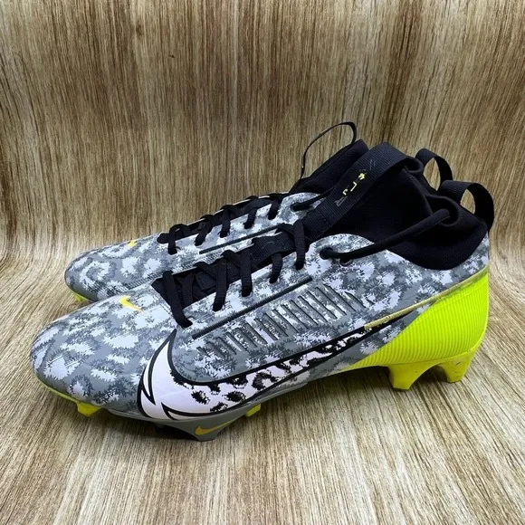 Men's Size 12 - Nike Vapor Edge Pro 360 2 Volt Football Cleats Shoes FB8443-703