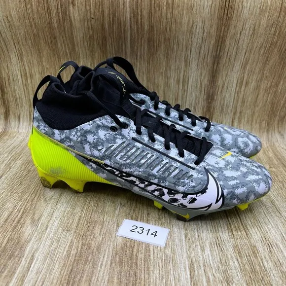 Men's Size 12 - Nike Vapor Edge Pro 360 2 Volt Football Cleats Shoes FB8443-703