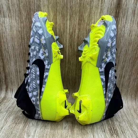 Men's Size 12 - Nike Vapor Edge Pro 360 2 Volt Football Cleats Shoes FB8443-703