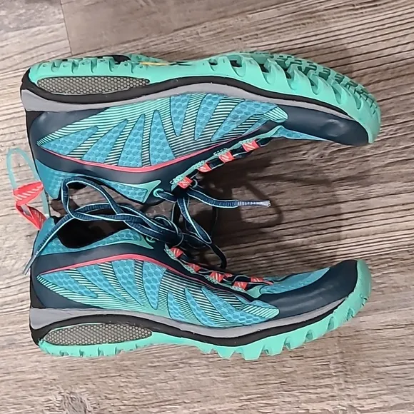 Merrell Siren Edge 3 Trail Shoe Low Running Hiking Polar / Wave Size 5