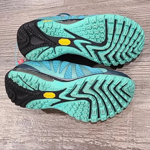 Merrell Siren Edge 3 Trail Shoe Low Running Hiking Polar / Wave Size 5