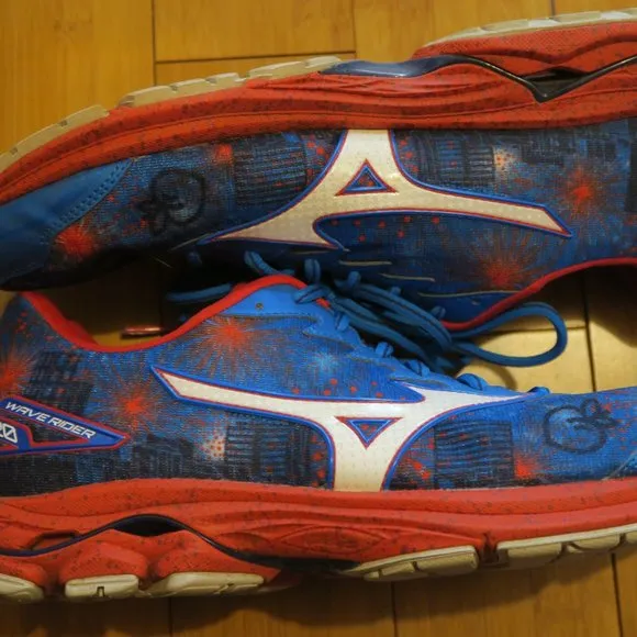 Mizuno Wave Rider 20 Running Shoes Peachtree Road Race 2017 ATL Men's 13
