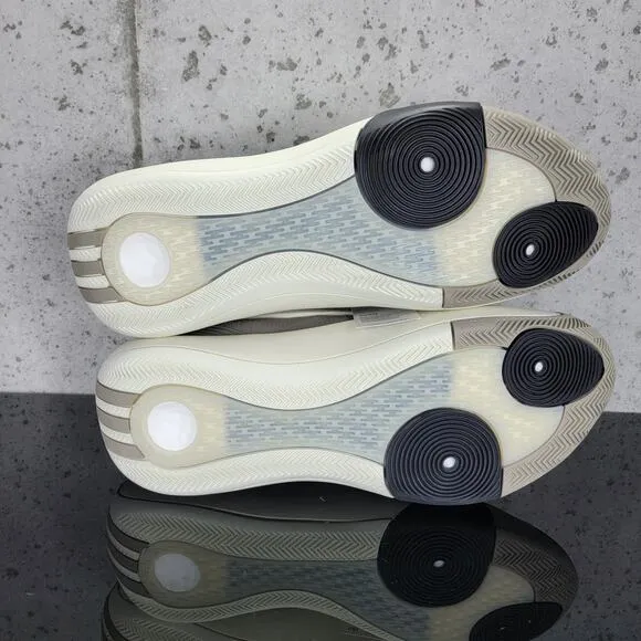 MSRP $160 Harden Volume 8 Basketball Shoes Sz 13 Grey/Ivory/Core Black