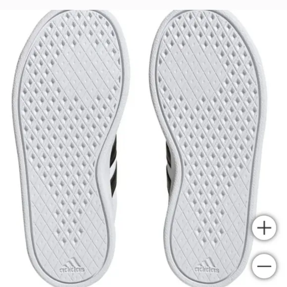 NEW adidas Kids' Breaknet Shoe White Tennis Shoes Sneakers