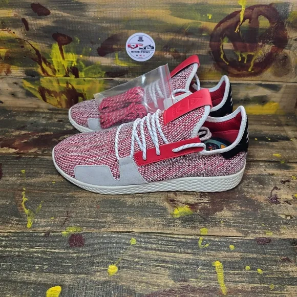 NEW‎ Adidas Pharrell Solar HU Tennis V2 Men's Shoes Red Size 9, 10, 11 BB9542