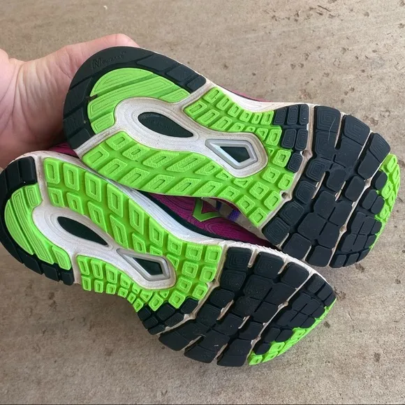 New Balance | 880v7 Poisonberry Training Running Shoes 6.5