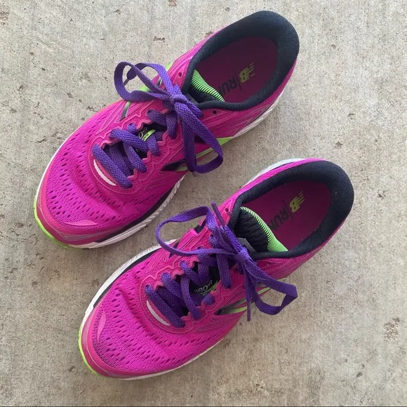 New Balance | 880v7 Poisonberry Training Running Shoes 6.5
