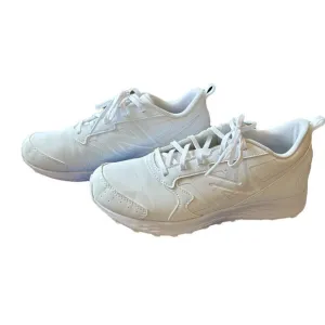 New Balance Boys Size 6 White Tennis Shoes