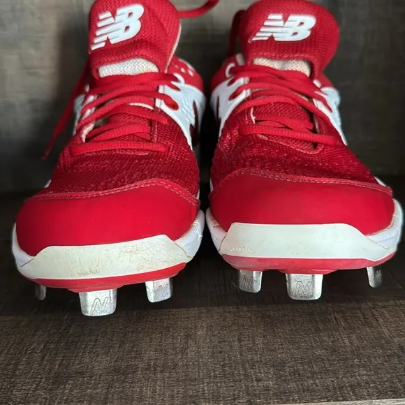 NEW BALANCE Cleats-size 7