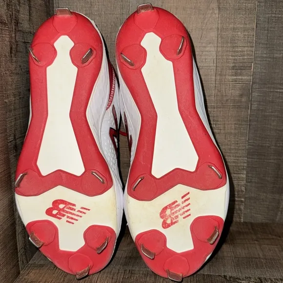 NEW BALANCE Cleats-size 7