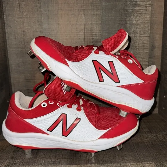 NEW BALANCE Cleats-size 7