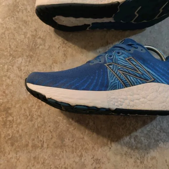 New Balance Fresh Foam Mens 8 Vongo v5 Ocean Blue Athletic Running Shoes *Clean*