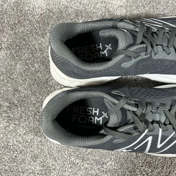 New Balance Fresh Foam X 880v13 Running Shoes Black White Men’s 10.5 Women’s 12