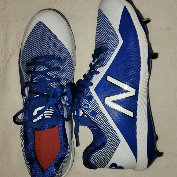 New Balance shoes baseball metal cleats, blue &amp; white athletic shoes 10.5 NWOT