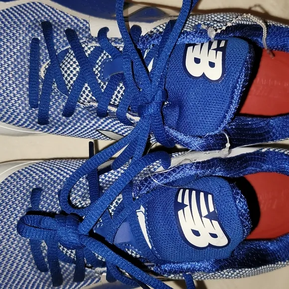 New Balance shoes baseball metal cleats, blue &amp; white athletic shoes 10.5 NWOT