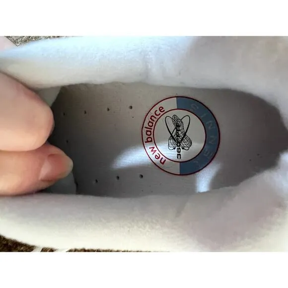 New Balance tennis shoes 653  women's size 8 white blue