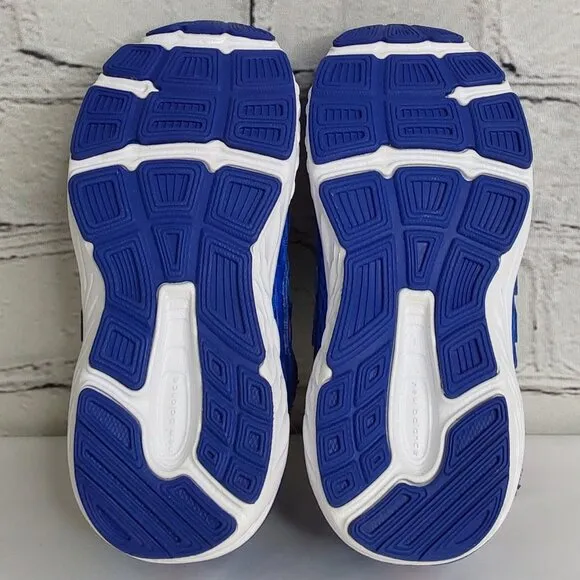 'NEW BALANCE' TENNIS SHOES