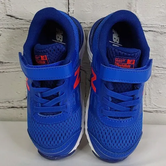 'NEW BALANCE' TENNIS SHOES