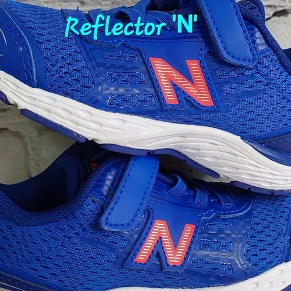 'NEW BALANCE' TENNIS SHOES