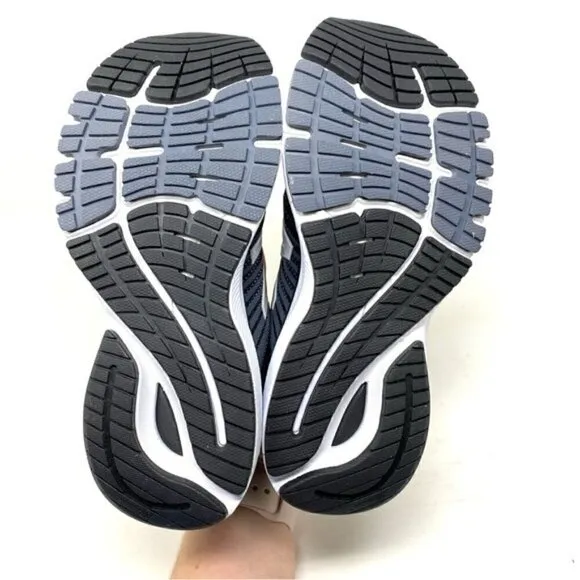 New Balance Womens 860v10 black gunmetal running shoes