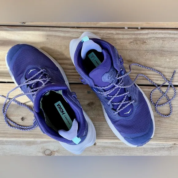 *NEW/ never worn* Women’s Hoka Anacapa 2 Mid GTX - size 9.5B - Night Sky/Opal