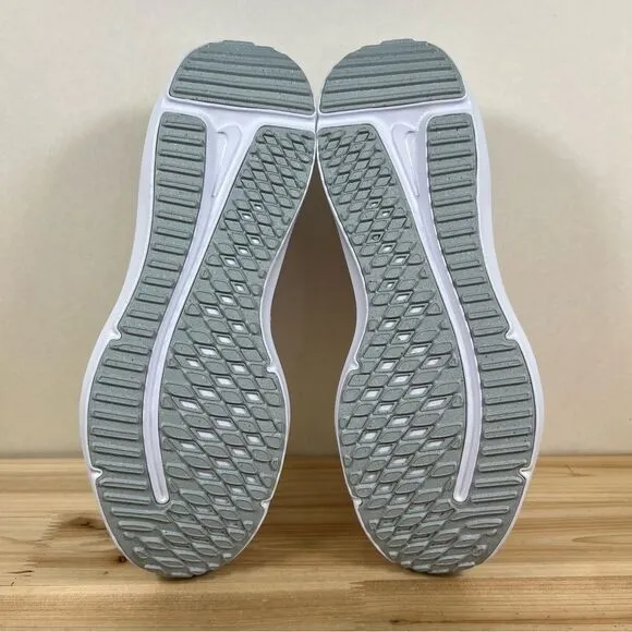 NEW Nike Downshifter 12 Road Running shoes Mens 10.5 White Pure Platinum NEW NIB