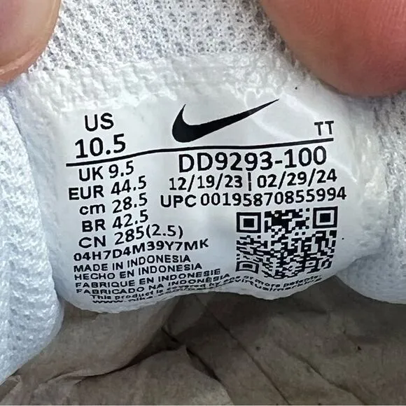 NEW Nike Downshifter 12 Road Running shoes Mens 10.5 White Pure Platinum NEW NIB
