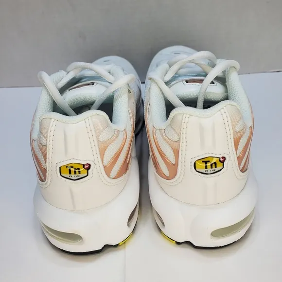New Nike GA 4Y Air Max Plus White Metallic Red Bronze Shoes CD0609-105