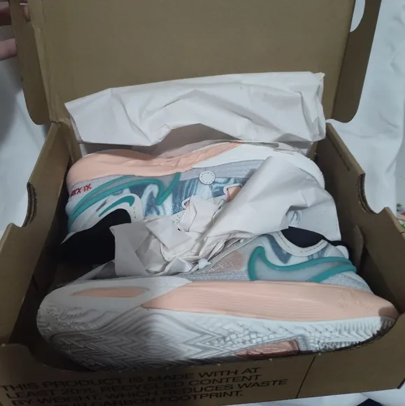 New Nike Kyrie Irving Go Tennis Shoes